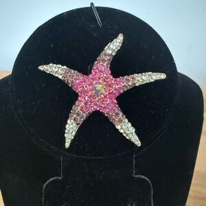 Starfish brooch